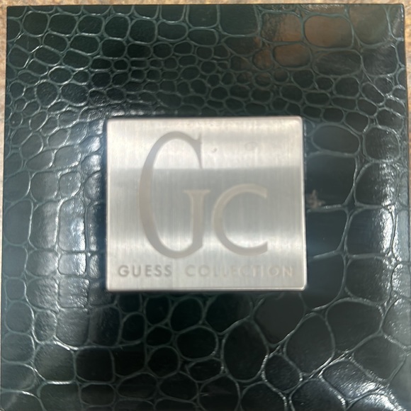 Guess Collection Watch - Picture 4 of 4